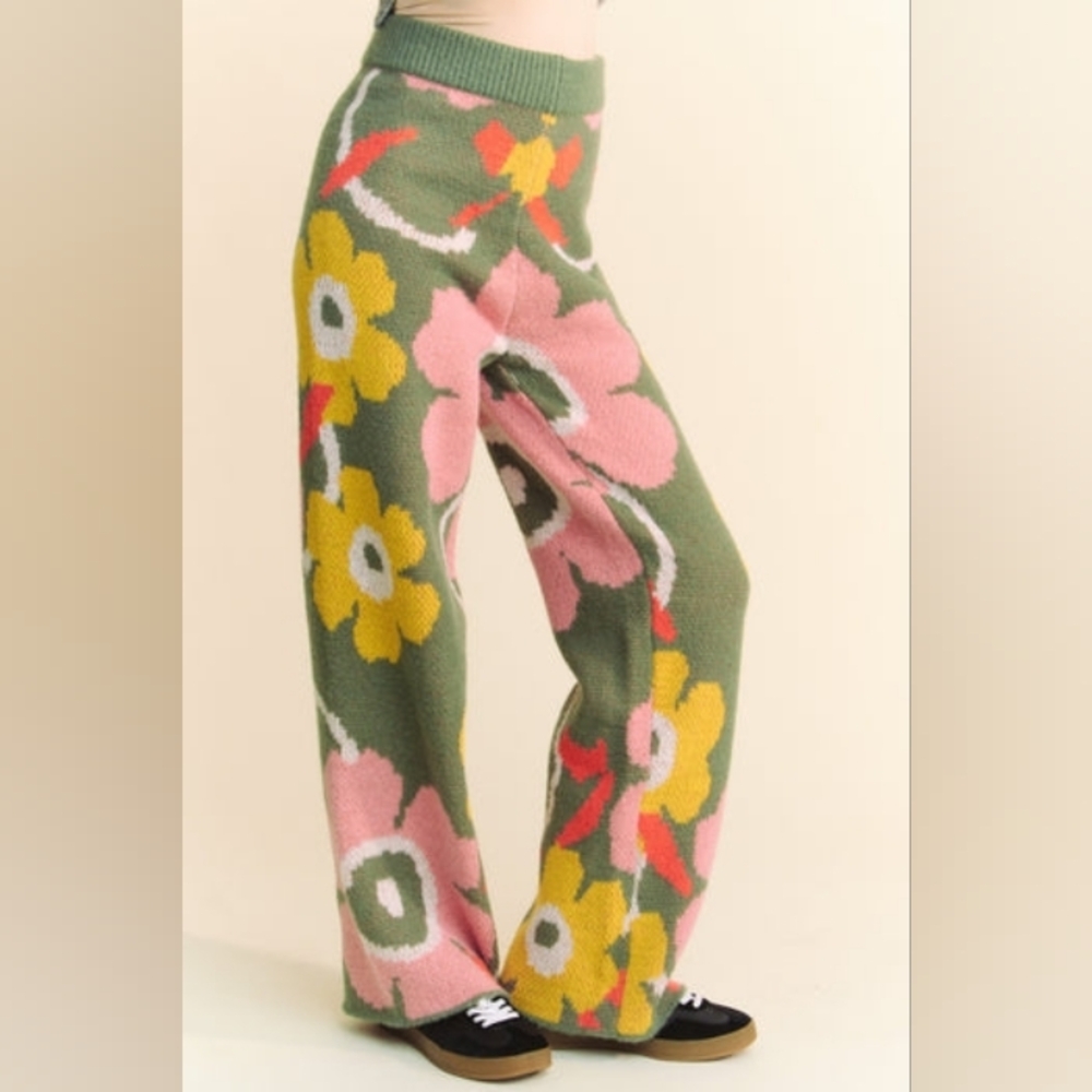 NWOT Sweater Knit Pants - Graphic Floral Print - Picture 8 of 14